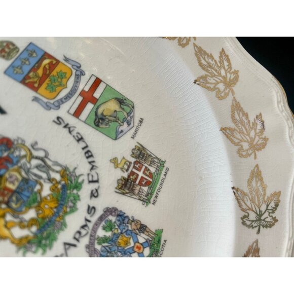 Vintage Plate Canada Coats of Arms by Alfred Meakin Square Maple Leaf Plate Souv - Picture 7 of 7